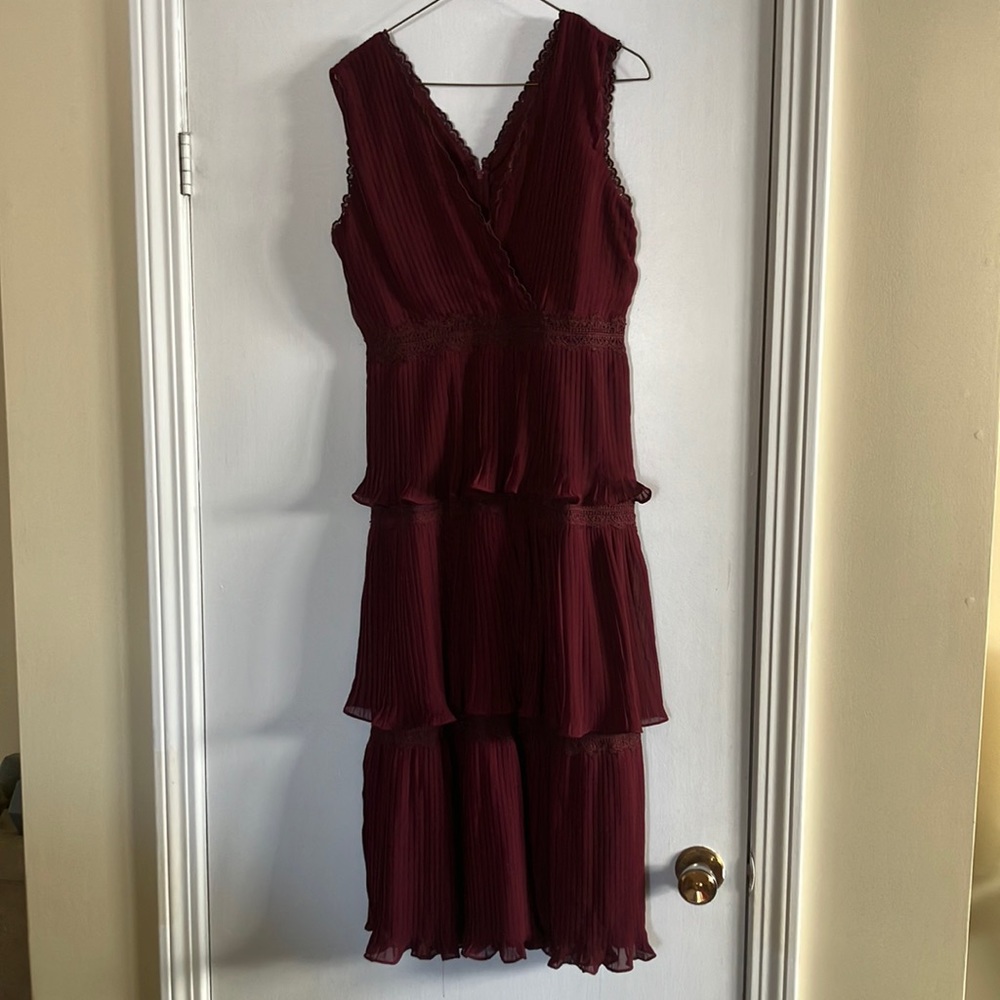 I’m selling because this no longer fits. Worn for 1 hour.